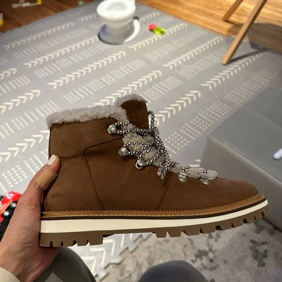 Aquatalia Hadlee Boot NWT Size 8 - Picture 9 of 11